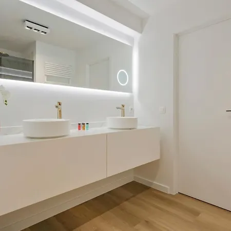 Huswell - Stunning Modern Apartment With Terrace And Parking Knokke-Heist Exterior photo