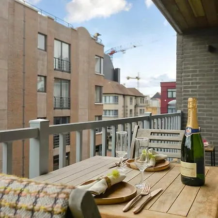 Huswell - Stunning Modern Apartment With Terrace And Parking Knokke-Heist Exterior photo